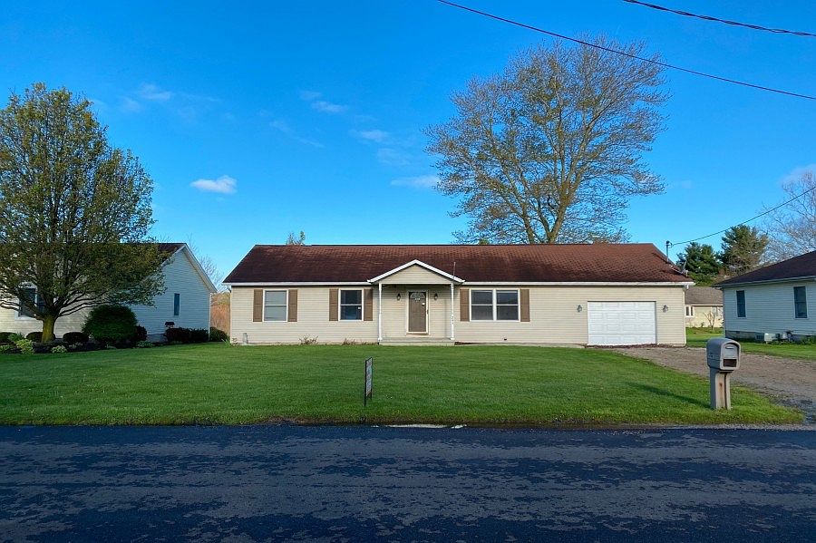 1st image of 241 Kennedy Dr