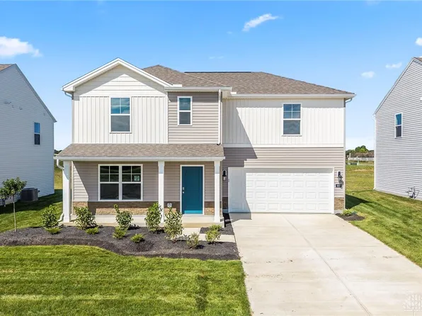 907 Brubaker Dr, New Carlisle, OH 45344