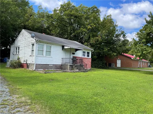 609 Phillips St, Burlington, NC 27217