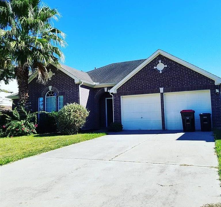 1st image of 6618 Laguna Trace St
