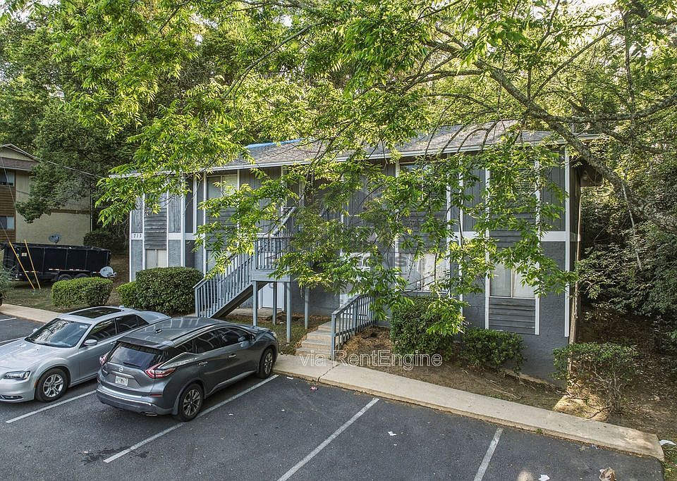 1st image of 713 Pointe Ct