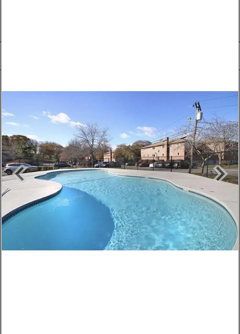 28 Westgate Rd — Photo 3
