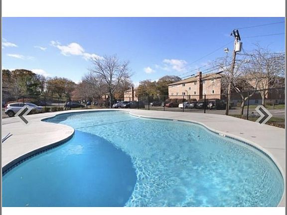3rd image of 28 Westgate Rd APT 5