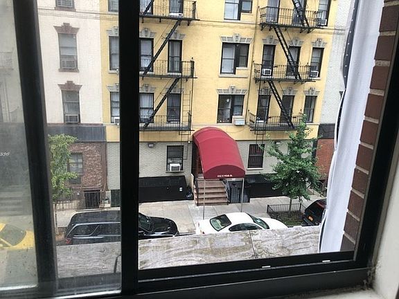 4th image of 333 E 95th St APT 3B
