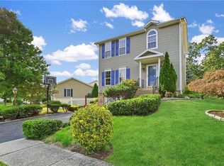 54 Greenvale Cir, White Plains, NY 10607