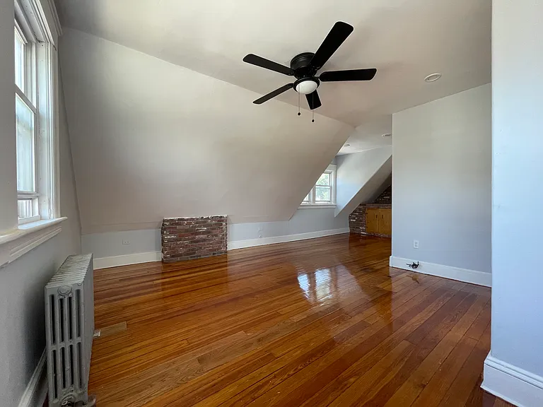 143-145 Irving Ave #3 — Photo 5