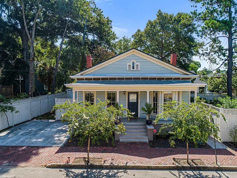 2506 Jefferson St — Photo 2