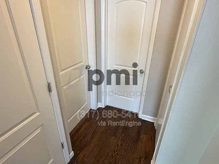 14992 Allisonville Rd — Photo 14