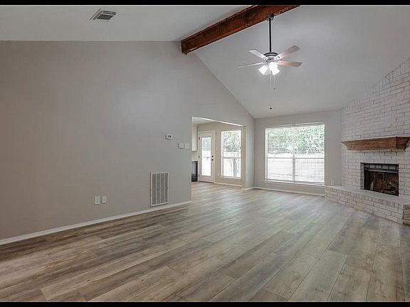 Open Concept Livingroom