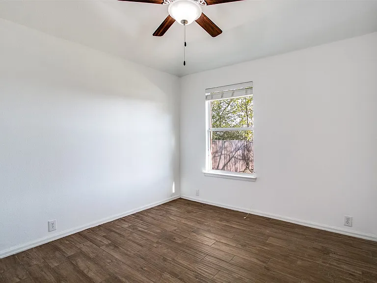 7800 Harvest Hill Rd — Photo 12