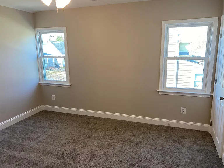 1250 Stevens Ave — Photo 11