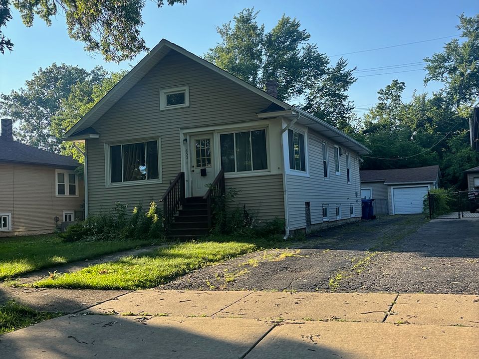 2nd image of 632 E Park Blvd