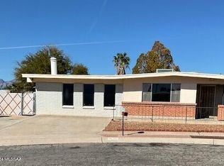 1575 S Rocky Mountain Dr, Tucson, AZ 85710
