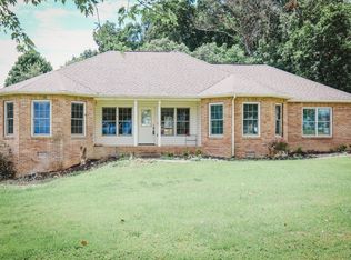 170 Hillvale Ln, Loudon, TN 37774