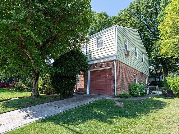 2nd image of 7938 Bell Blvd