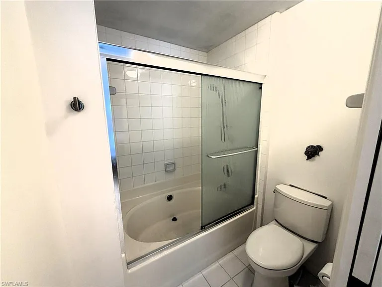 1018 Woodshire Ln #A209 — Photo 12