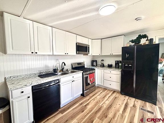4th image of 2400 Arroyo Drive #22