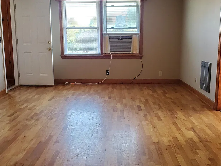 1654 Calloway Ave #4 — Photo 9