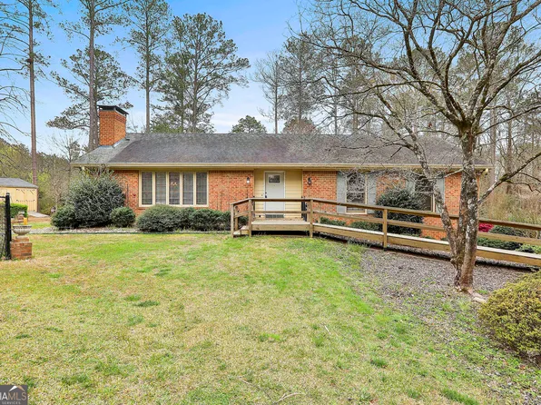 135 Rollingbrook Trl, Tyrone, GA 30290