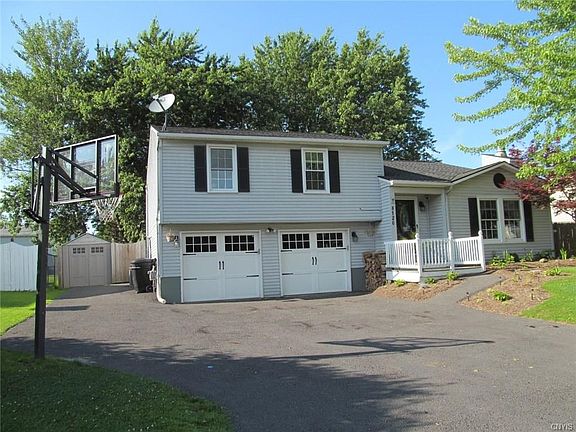 4th image of 8120 Rapallo Way