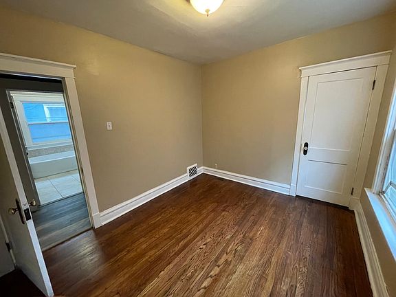 5th image of 7207 Adams St #1
