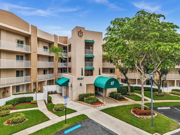 9587 Weldon Circle #B311, Tamarac, FL 33321