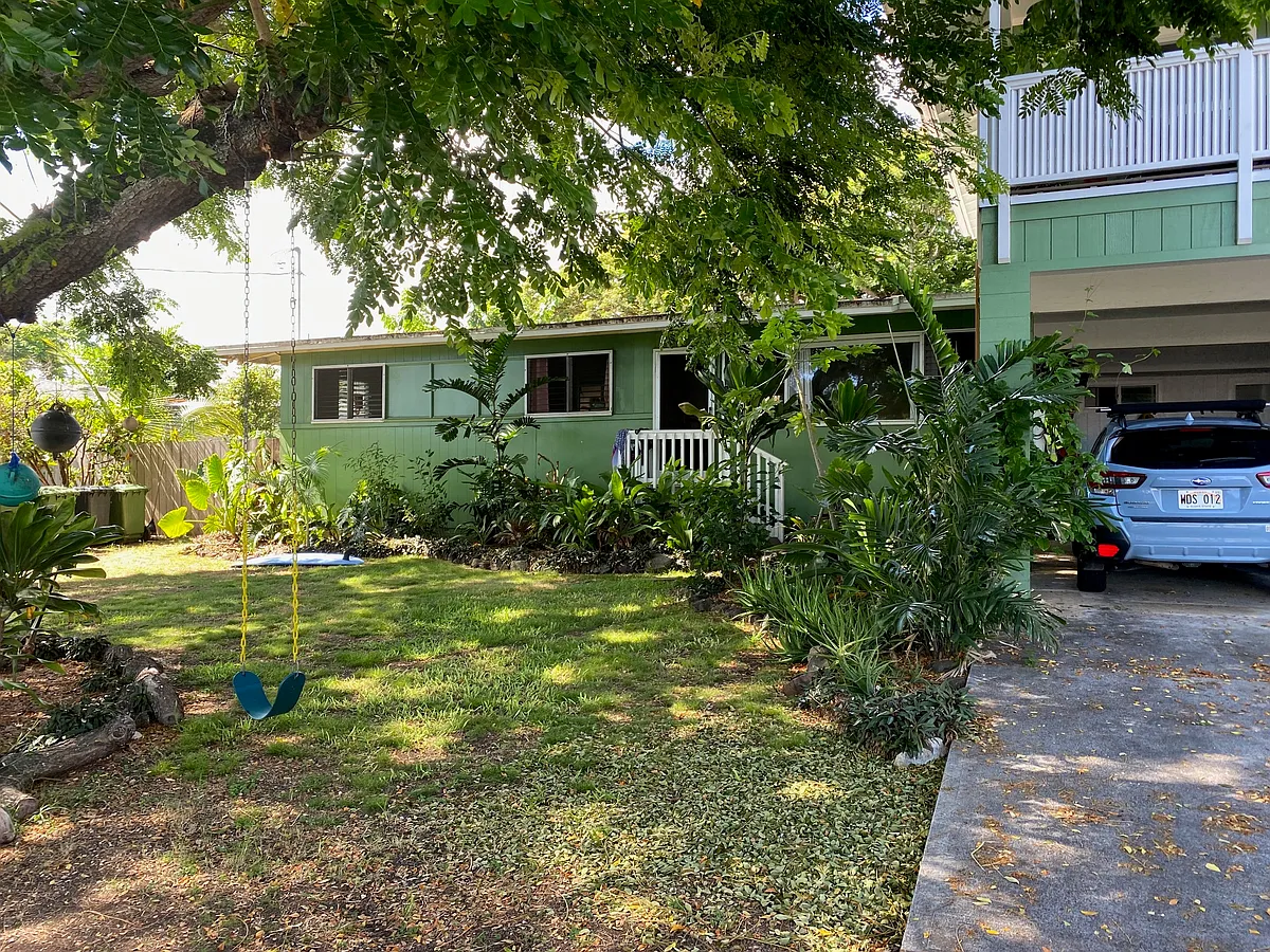 Building Photo - 64 Kaneohe Bay Dr