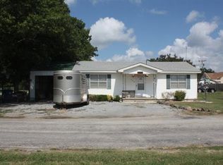 420 W Church St, Stratford, OK 74872