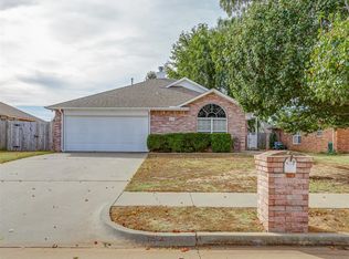 430 W Chantilly Way, Mustang, OK 73064
