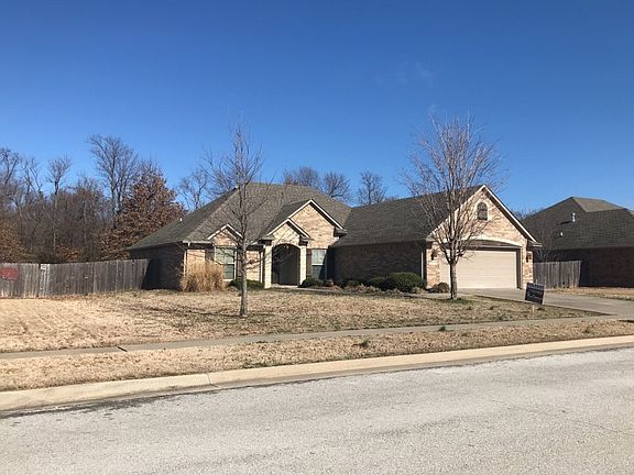 3rd image of 3672 W Mountain View Dr