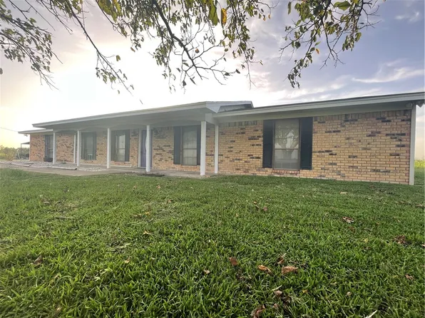 997 Calvery Eskew Rd, Mart, TX 76664