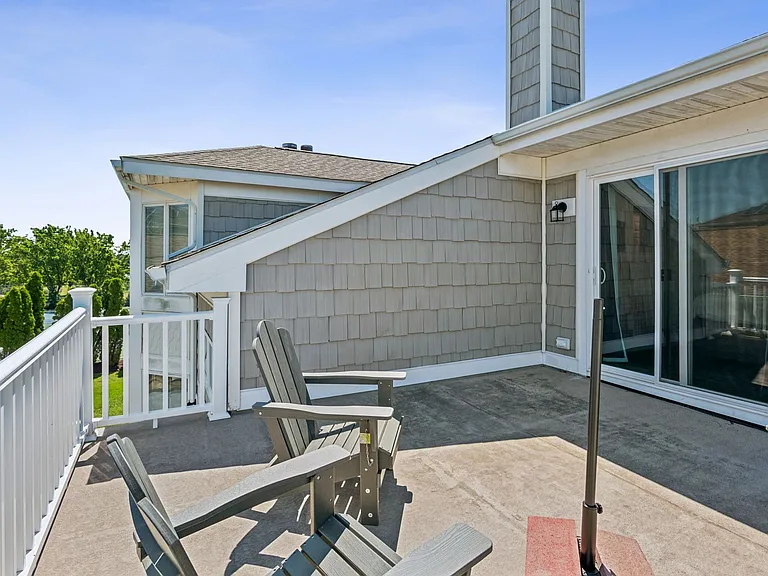 101 W Cape Shores Dr — Photo 39