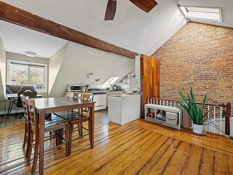 275 Shawmut Ave #3 — Photo 4