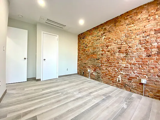 Rented by Remax Real Estate Professionals | media 99