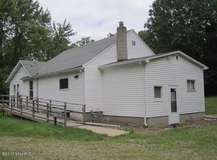 16752 Ten Mile Rd, Battle Creek, MI 49014