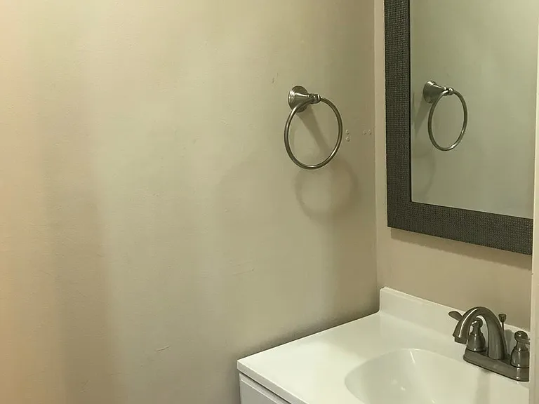 808 Bedford Dr — Photo 18