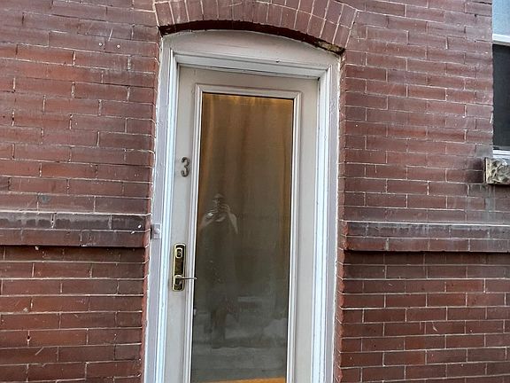 2nd image of 101 E 4th Ave #3