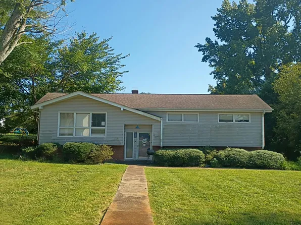 316 Shady Dr, Boiling Springs, SC 29316