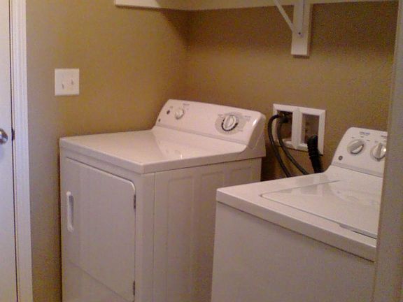 5th image of 2733 Elm Creek Dr