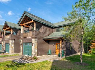 17 Cimarron Trl, Lake Placid, NY 12946