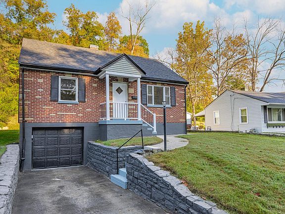 2nd image of 218 Ridgeway Rd