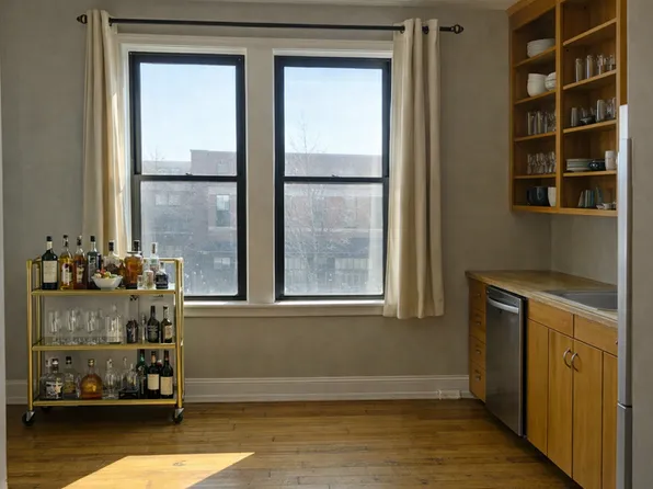 845 Massachusetts St APT A, Lawrence, KS 66044