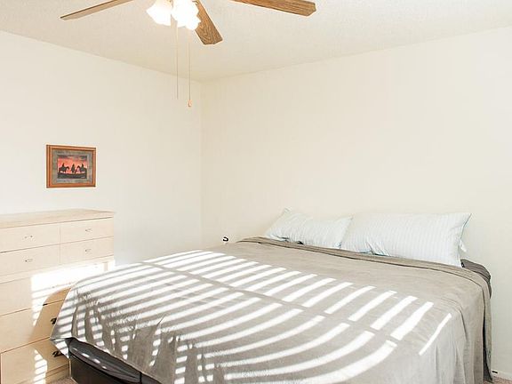 3rd image of 1338 Rosebud Ln