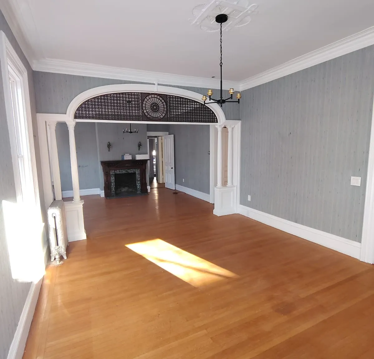 78 Updike St — Photo 4