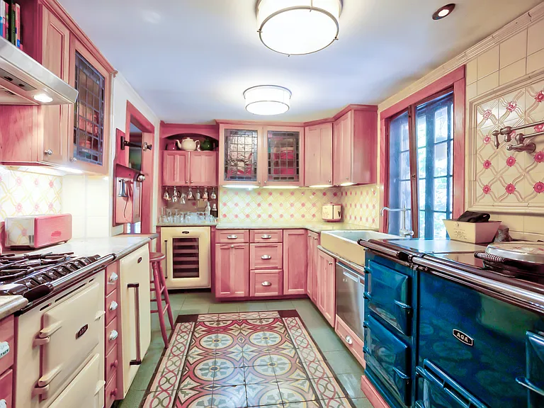 Juniper Ln — Photo 11