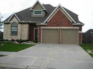 9730 Wincrest Dr, Mont Belvieu, TX 77523