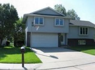 4115 Palamino Rd, Kearney, NE 68845