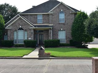 2 Stoney Brook Ln, Bay City, TX 77414