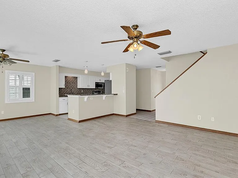 136 Florida Shores Blvd — Photo 6