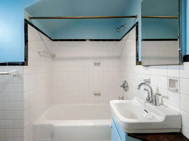 3503 Seminary Ave — Photo 22